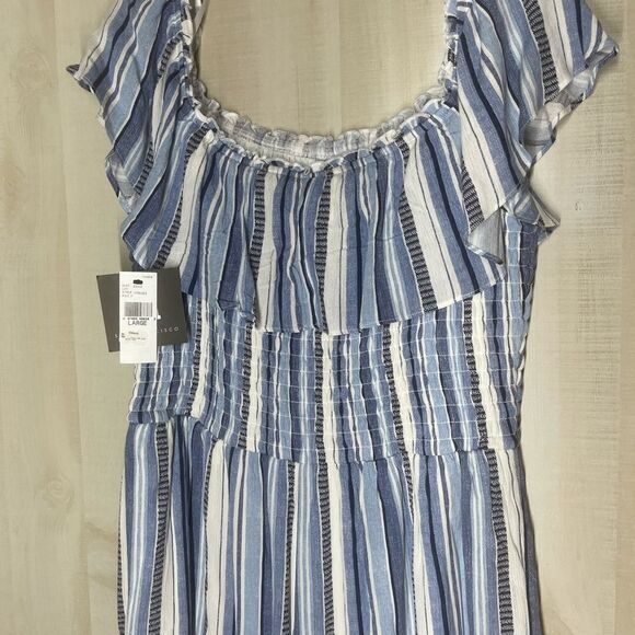 I. N. San Francisco blue and white striped shorts romper, ruffle, size large - Picture 14 of 16